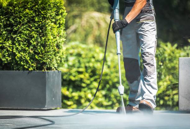Best Sign and Awning Cleaning  in Roberts, WI