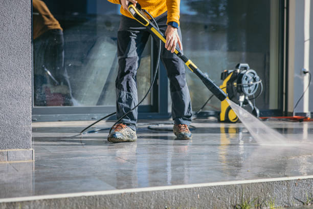 Best Factory Floor Cleaning  in Roberts, WI
